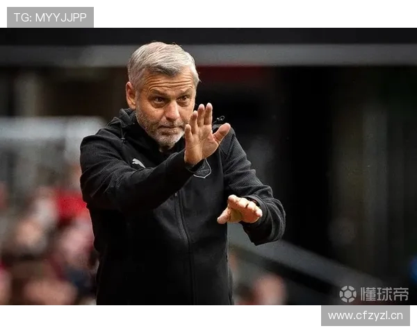 法媒揭露雷恩更衣室危机球员对主帅战术指令产生质疑 法媒揭露雷恩更衣室危机球员对主帅战术指令产生质疑